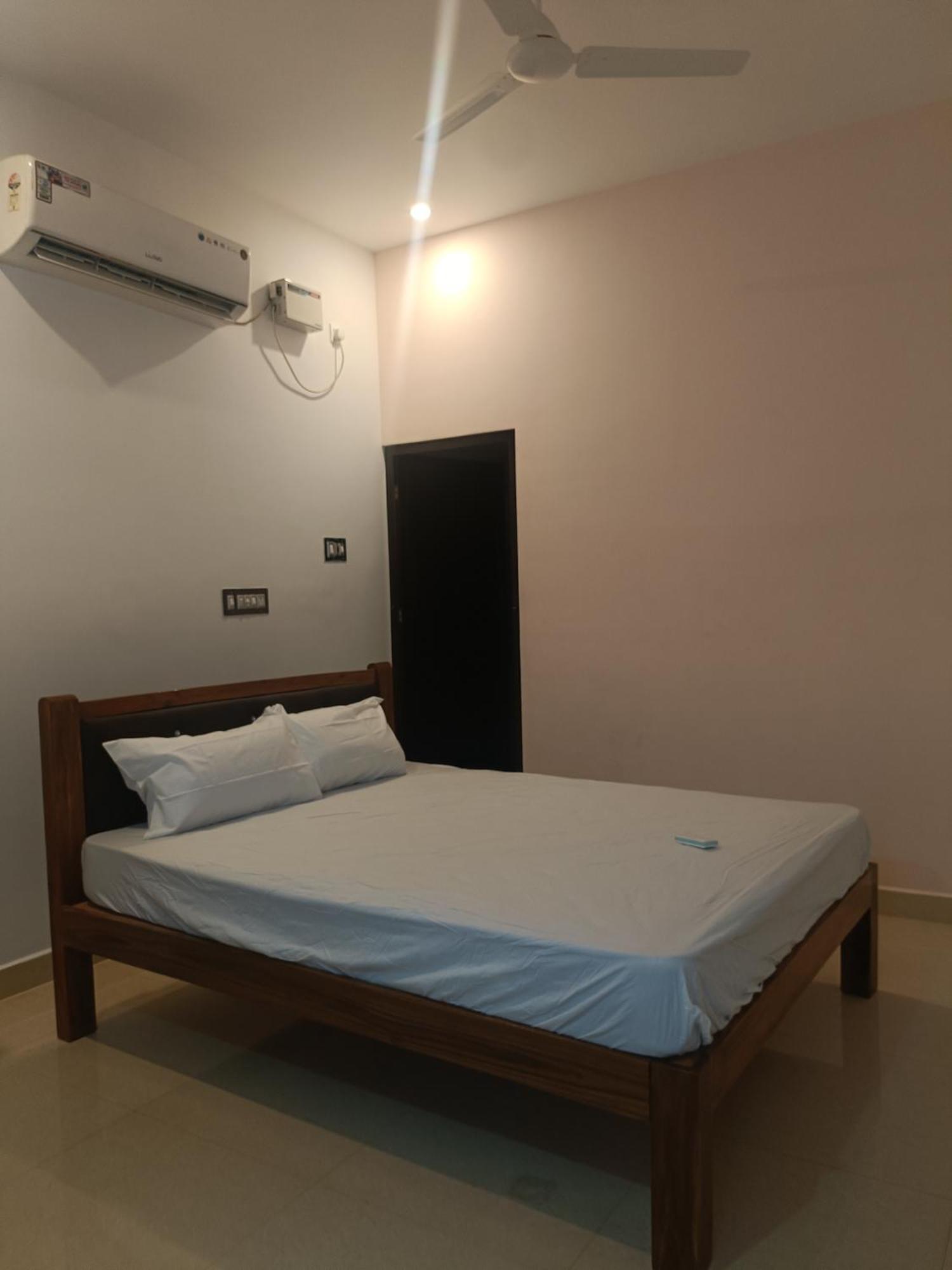 La Starlight Stay Pondicherry Eksteriør bilde