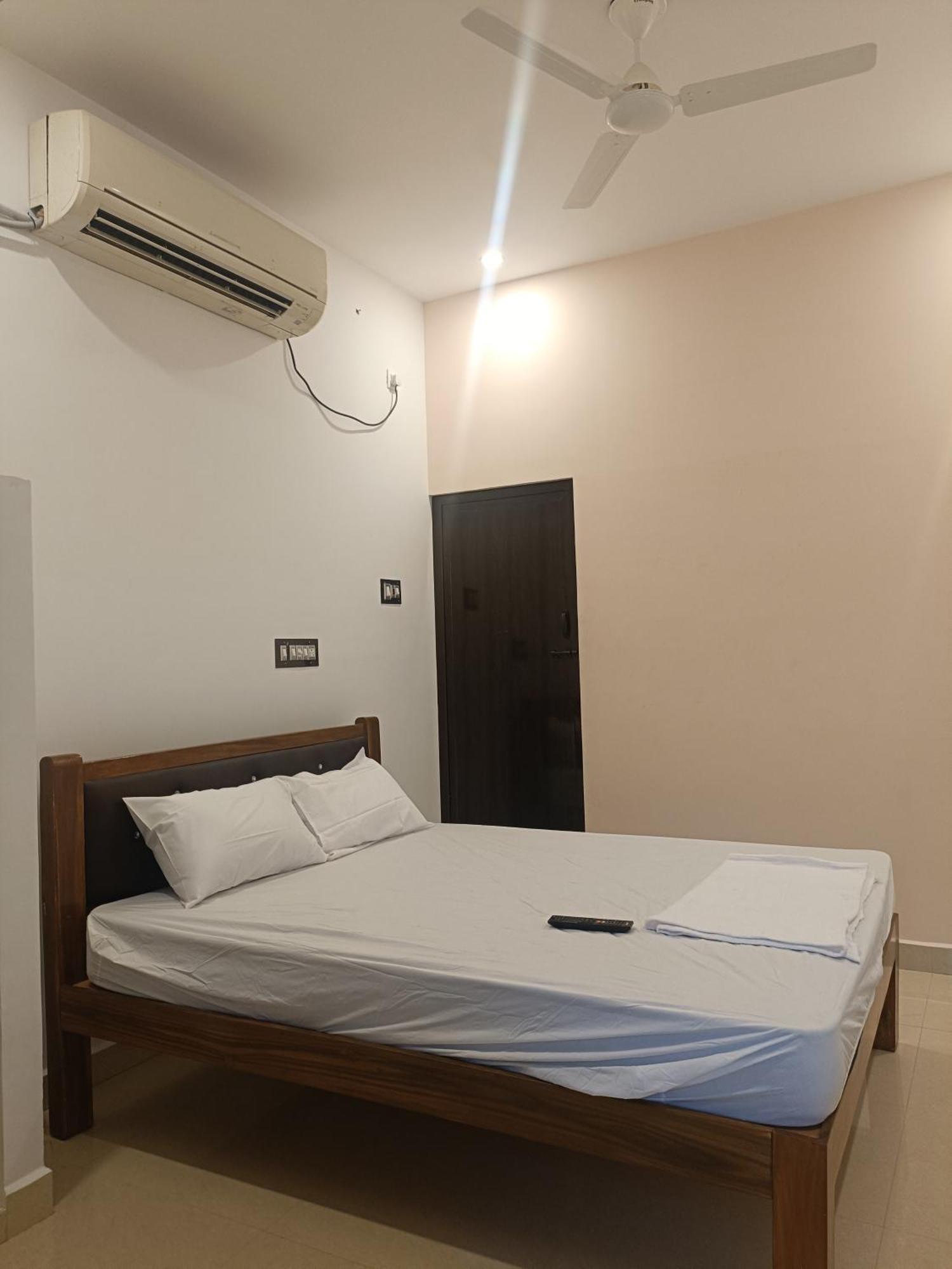 La Starlight Stay Pondicherry Eksteriør bilde
